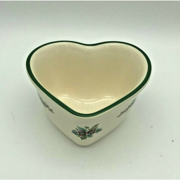 Pfaltzgraff Heart HOLLY JOY  Heart Shaped Valentine Dip Bowl Candy Dish Trinket - Picture 1 of 8